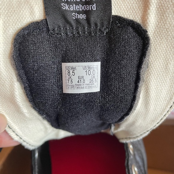 Vans Limited Edition Jim Goldberg {Raised by Wolves} Mens 8.5/Womens 10. - Picture 6 of 9